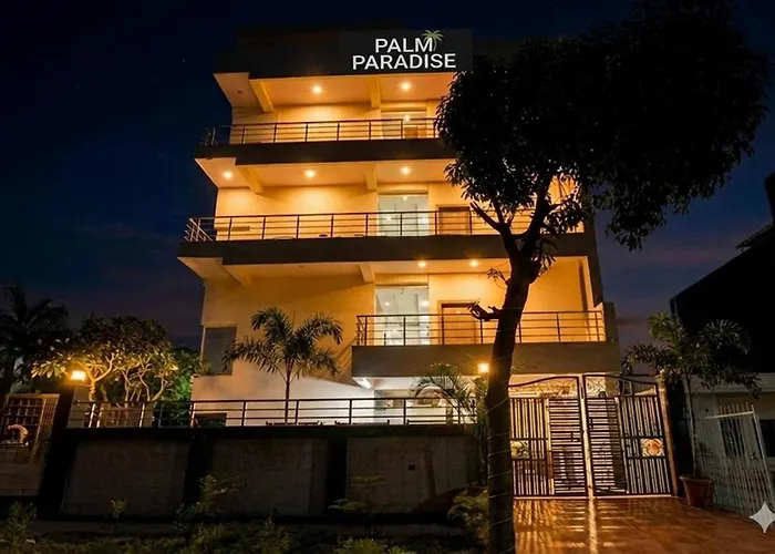 Hotel Palm Paradise